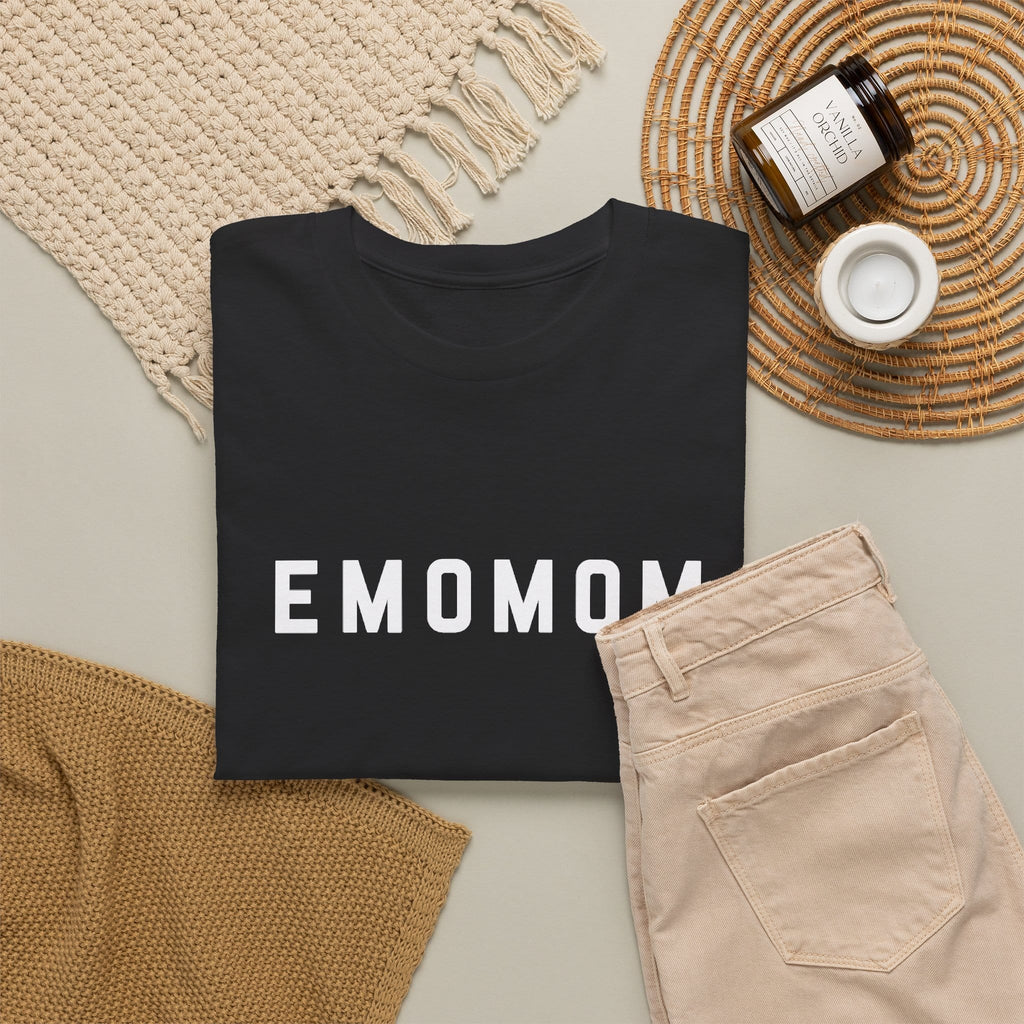 emomom Tee